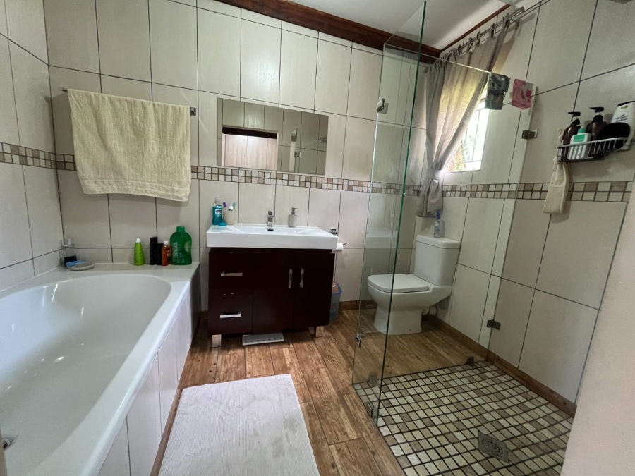 3 Bedroom Property for Sale in Middelpos Northern Cape